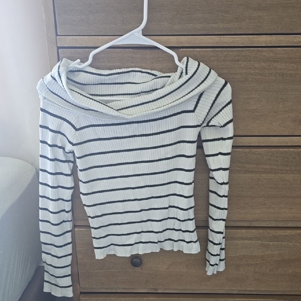H&M Striped Off-Shoulder Sweater